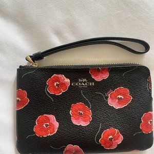 Coach poppy wristlet